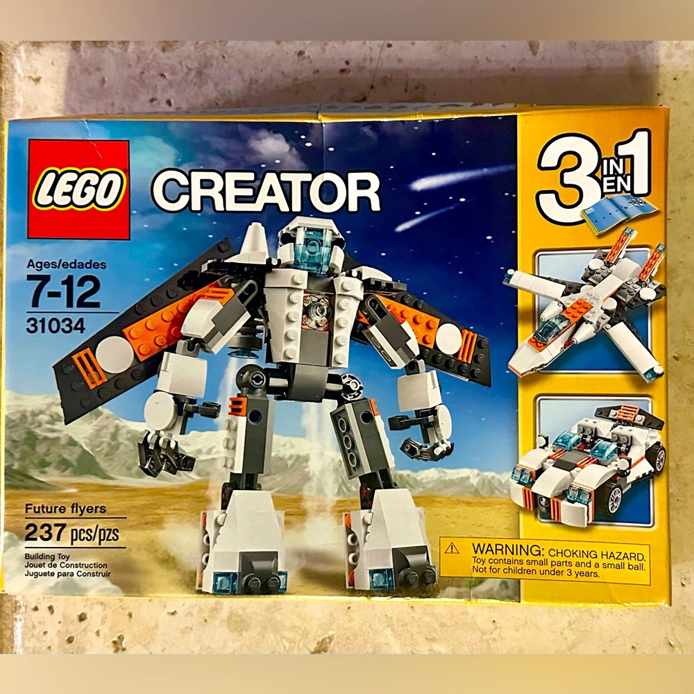 LEGO CREATOR - 3 in 1 - **RETIRED** Future Flyers, **Brand New**